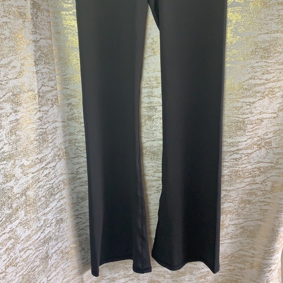 LULULEMON Athletica Black/White Wunder Under Pant Size 8 - Picture 4 of 14